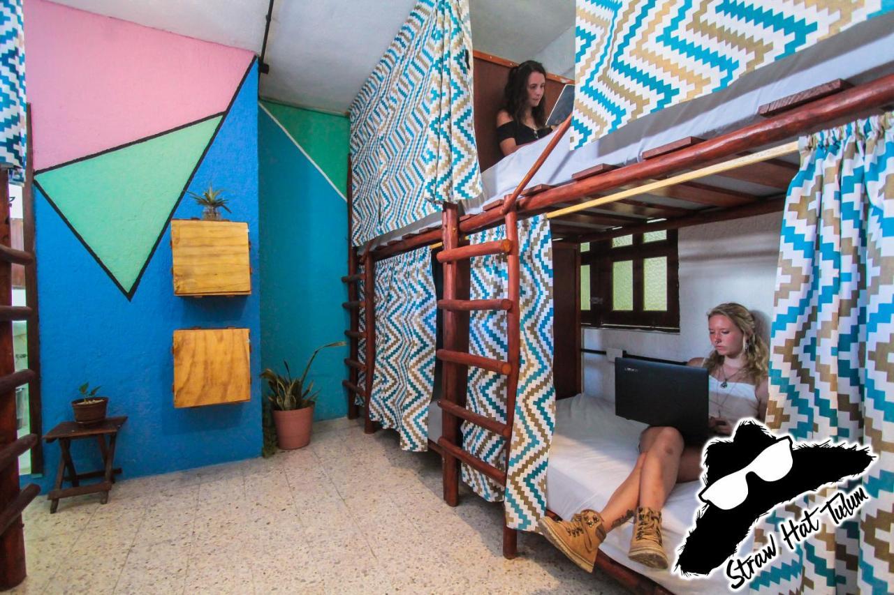 Straw Hat Hostel & Rooftop Bar Тулум Екстер'єр фото