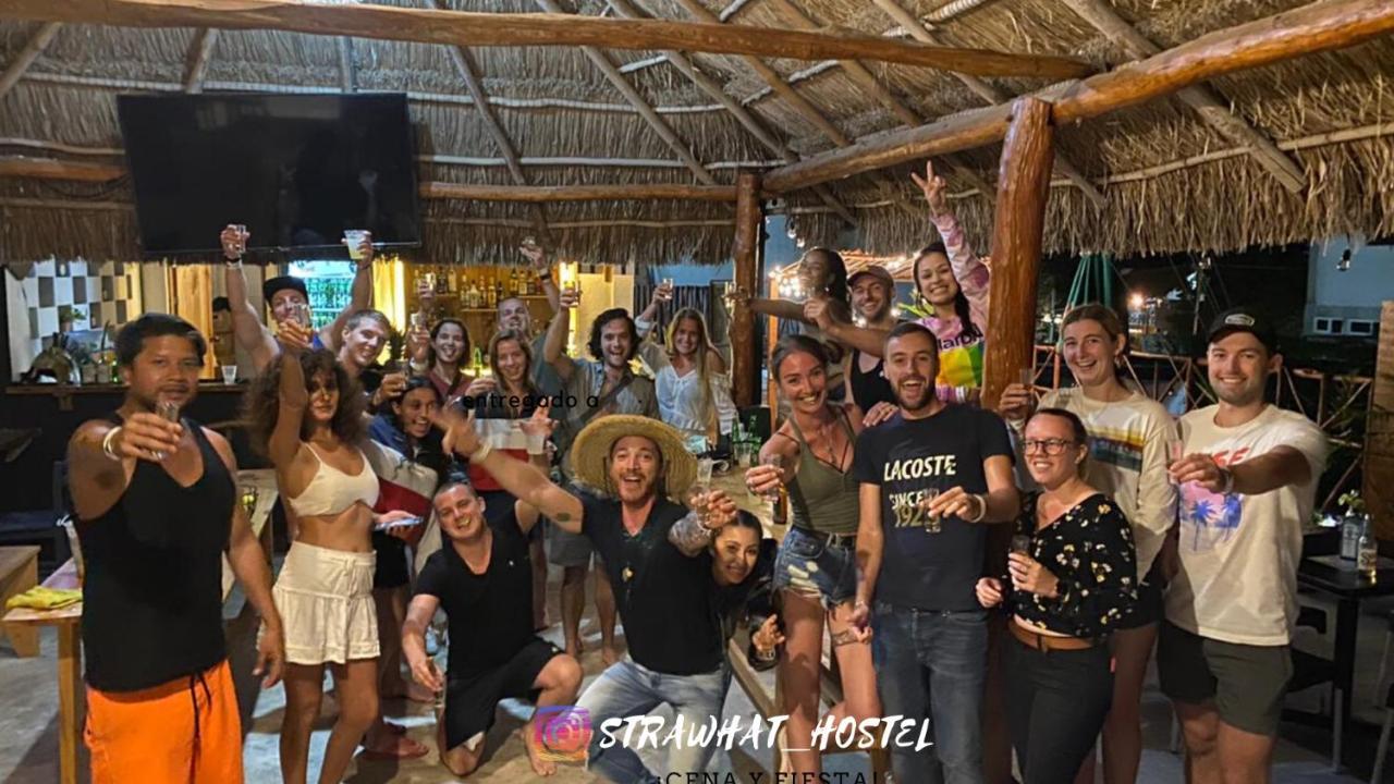 Straw Hat Hostel & Rooftop Bar Тулум Екстер'єр фото