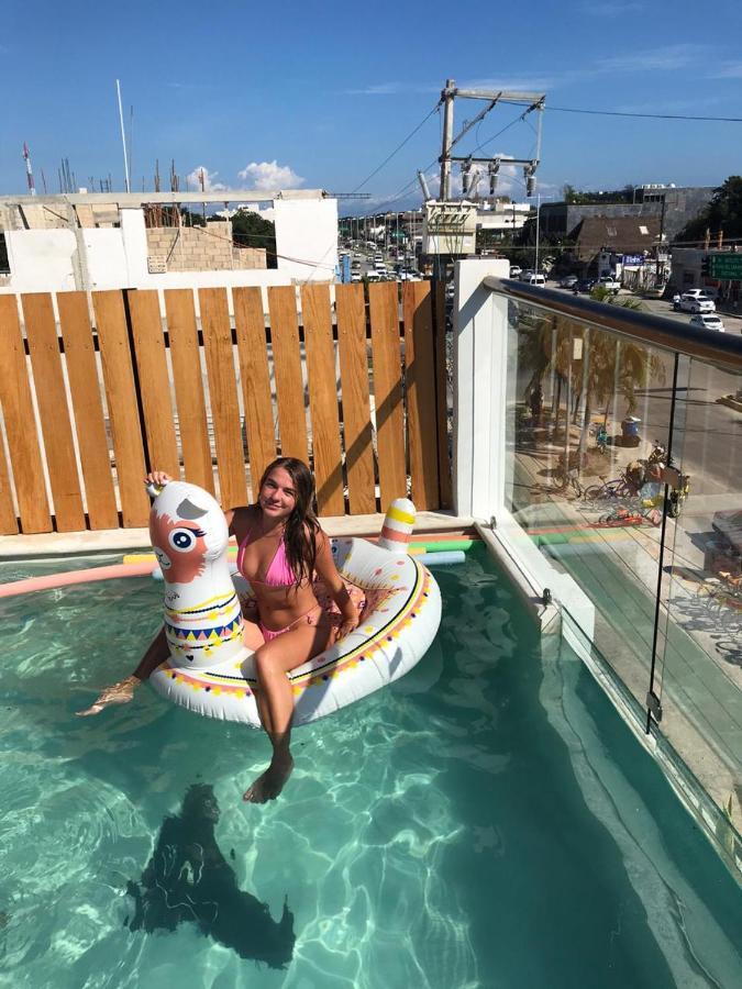 Straw Hat Hostel & Rooftop Bar Тулум Екстер'єр фото