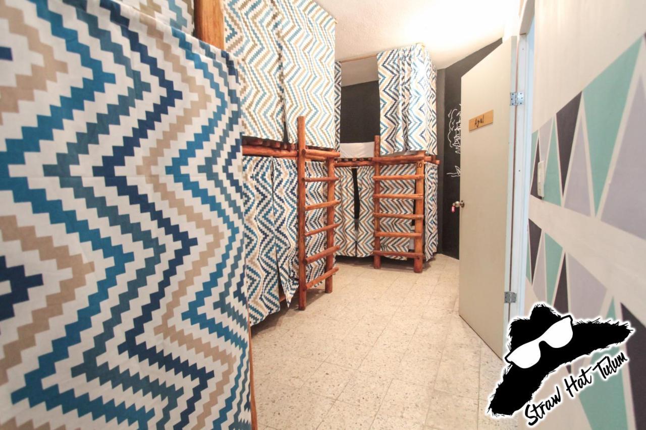 Straw Hat Hostel & Rooftop Bar Тулум Екстер'єр фото