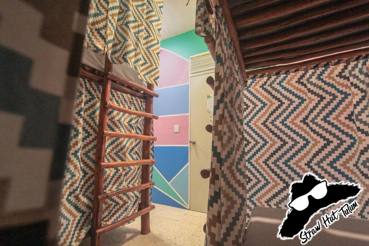 Straw Hat Hostel & Rooftop Bar Тулум Екстер'єр фото