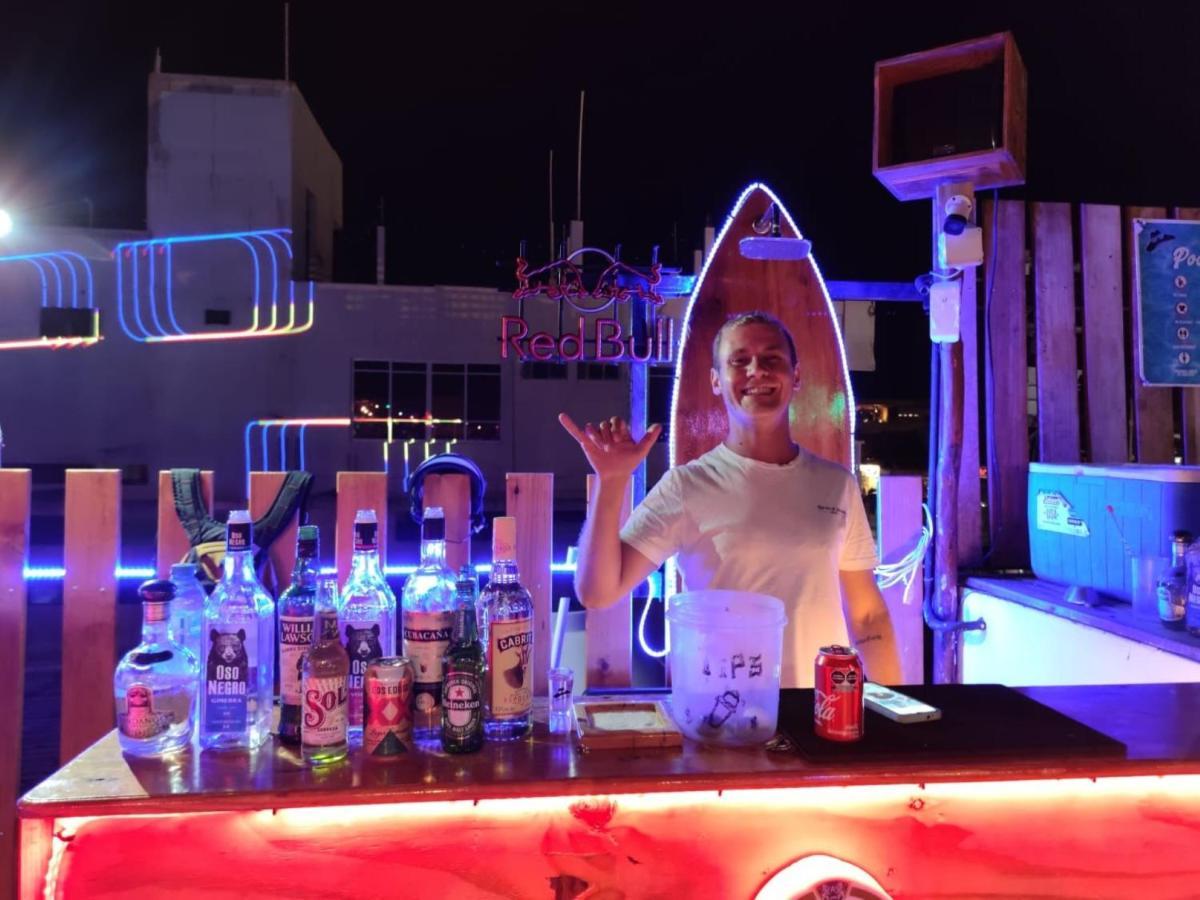 Straw Hat Hostel & Rooftop Bar Тулум Екстер'єр фото