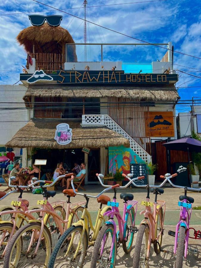Straw Hat Hostel & Rooftop Bar Тулум Екстер'єр фото