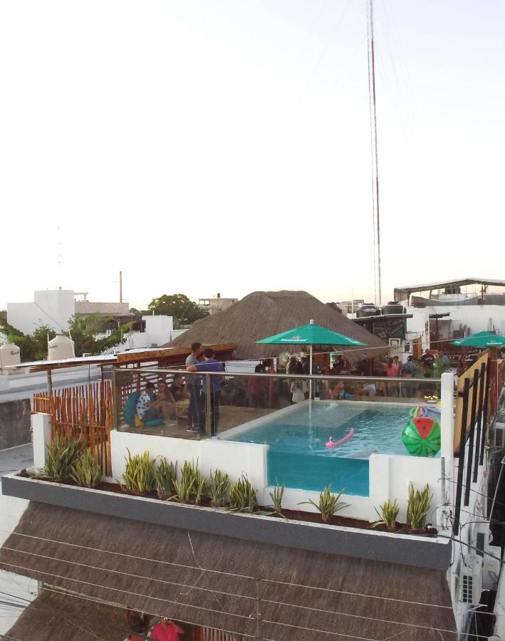 Straw Hat Hostel & Rooftop Bar Тулум Екстер'єр фото